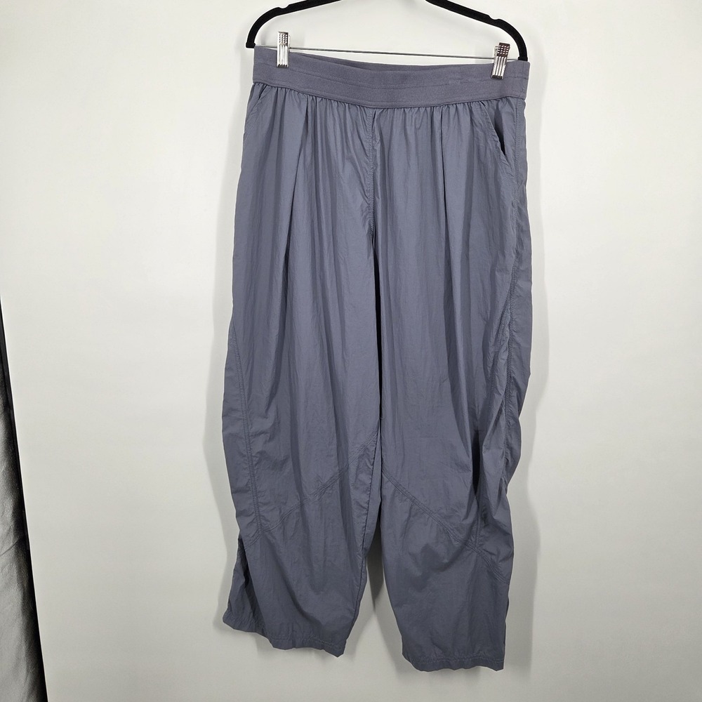 Daily Practice by Anthropologie Wide-Leg Parachute Pants size L Lightweight Gray